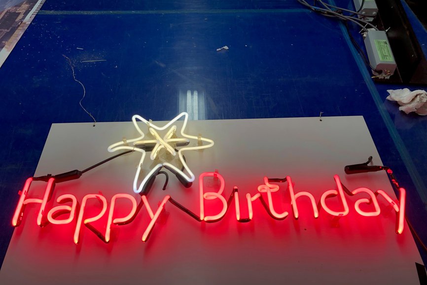 Happy Birthday Neon 36x20.jpg