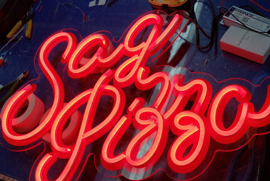 Sag Pizza Faux Neon.jpg